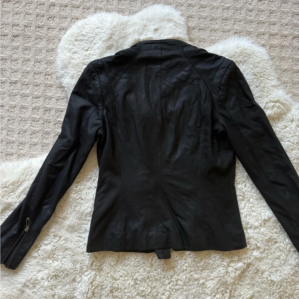 Vince moto leather jacket. Good used condition. - Picture 4 of 8